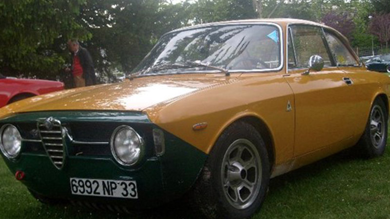 2 alfa romeo coupe bertone 1969