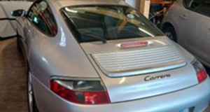 38 porsche 911 carrera 1998